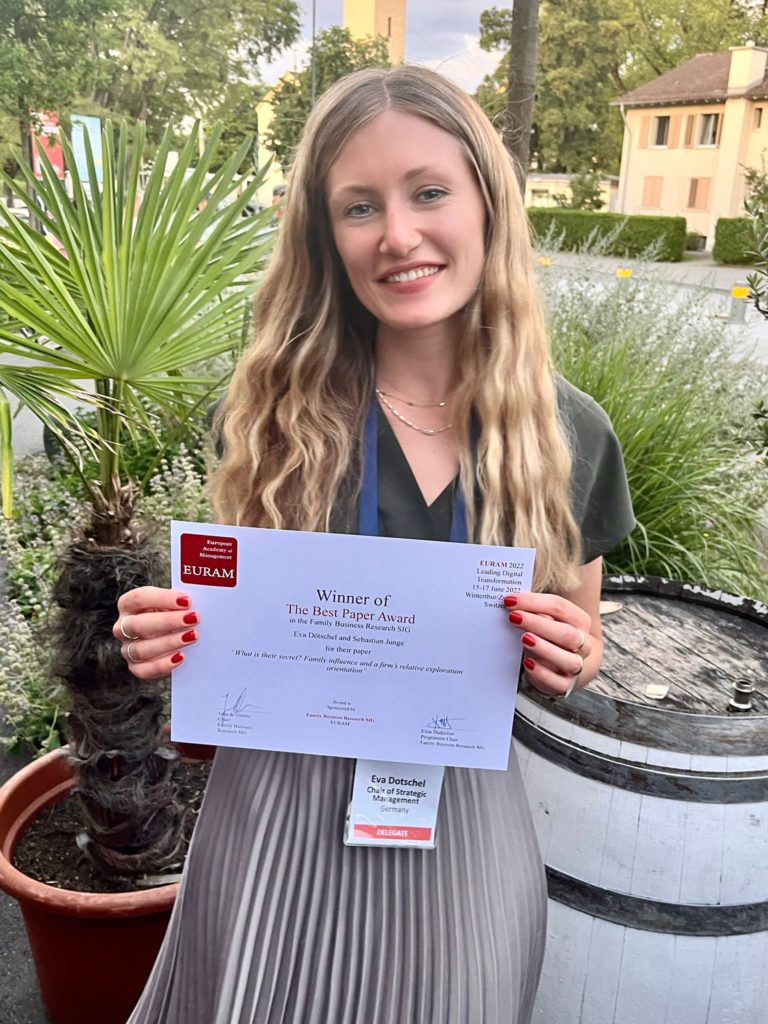 Gratulation zum Best Paper Award!