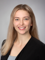 Dr. Lena Kamp